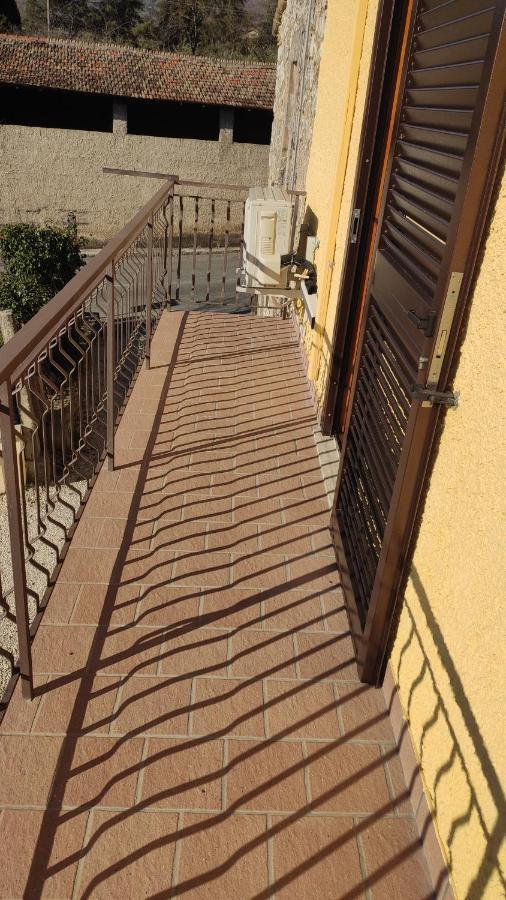 Veroli La Casina Giallaヴィラ エクステリア 写真