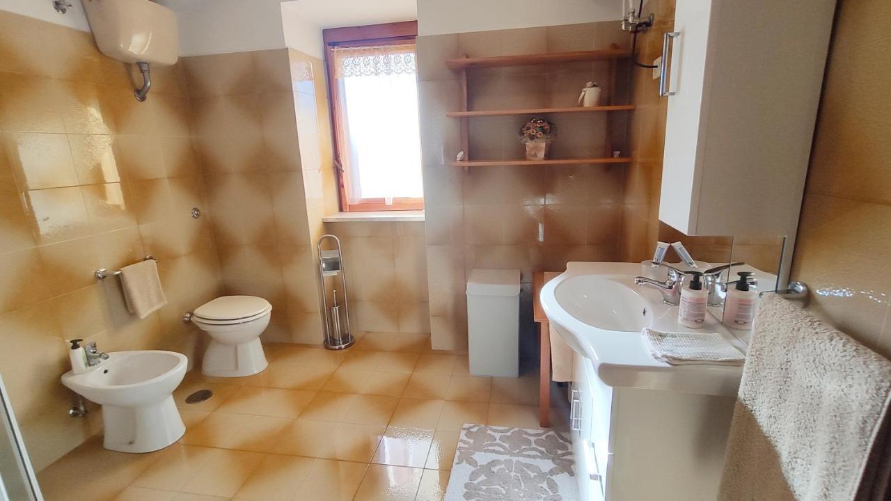 Veroli La Casina Giallaヴィラ エクステリア 写真