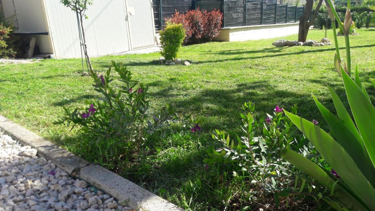 Veroli La Casina Giallaヴィラ エクステリア 写真